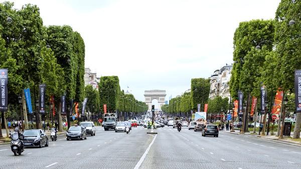 Champs Elysées Euro-2016