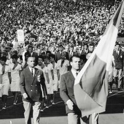 Michel Maquet - porte drapeau JO Tokyo 1964 Michel Maquet - porte drapeau JO Tokyo 1964