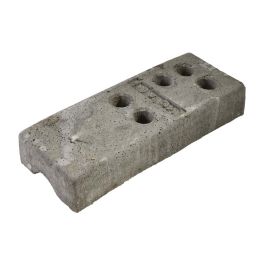 plot de béton pour maintien des panneaux grillagés