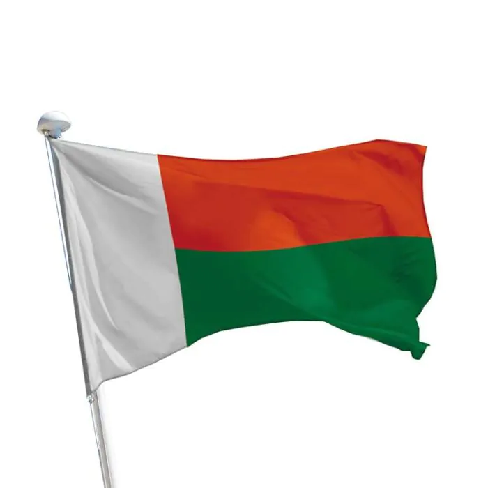 Drapeau De Voiture Madagascar 30x40 Cm - Polyester Résistant - Accroche Fenêtre - Couleurs Vives Et Imperméable - 8