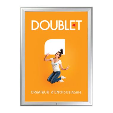 Porte affiche intérieur verrouillable Clip-clap 32 mm