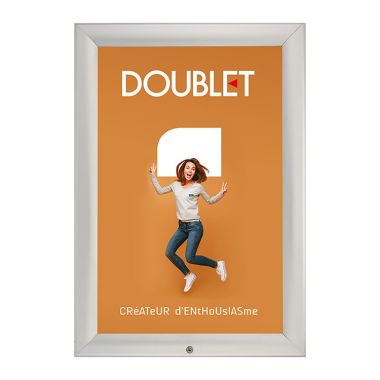 Porte affiche résistant à l'eau sécurisé Clip-clap 35 mm