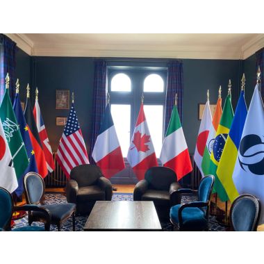 Kit déploiement drapeau d'intérieur en situation