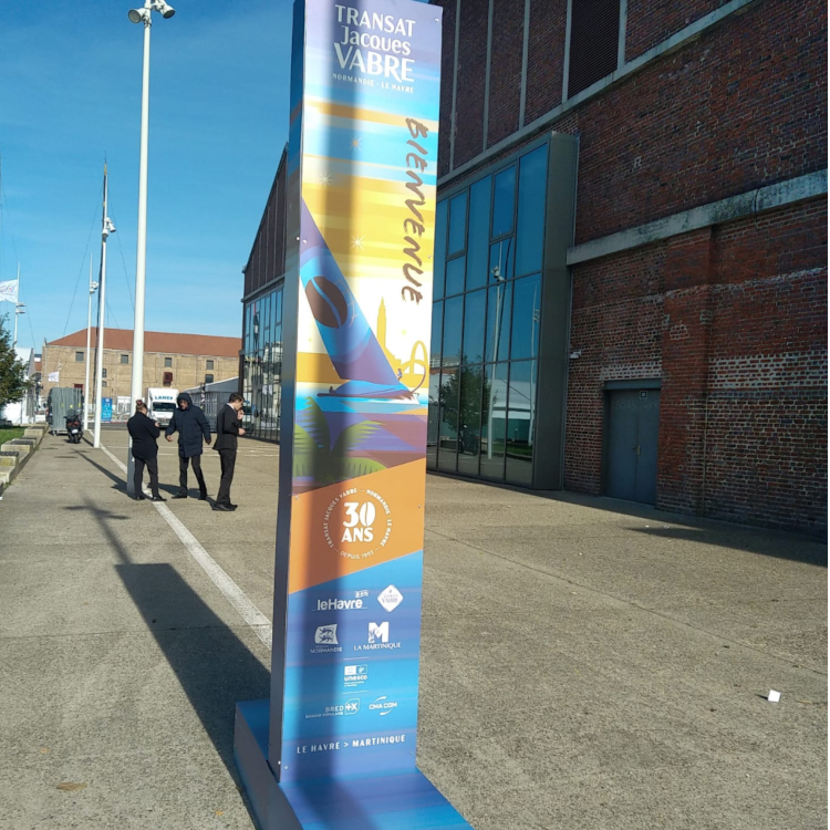 Un totem personnalisable lors de la transat Jacques Vabre