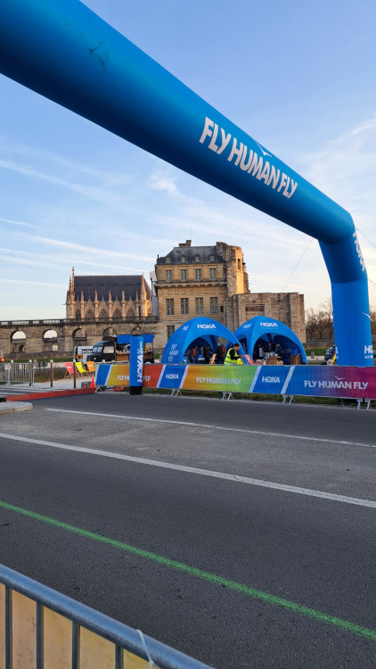 Hoka et Doublet au semi de Paris