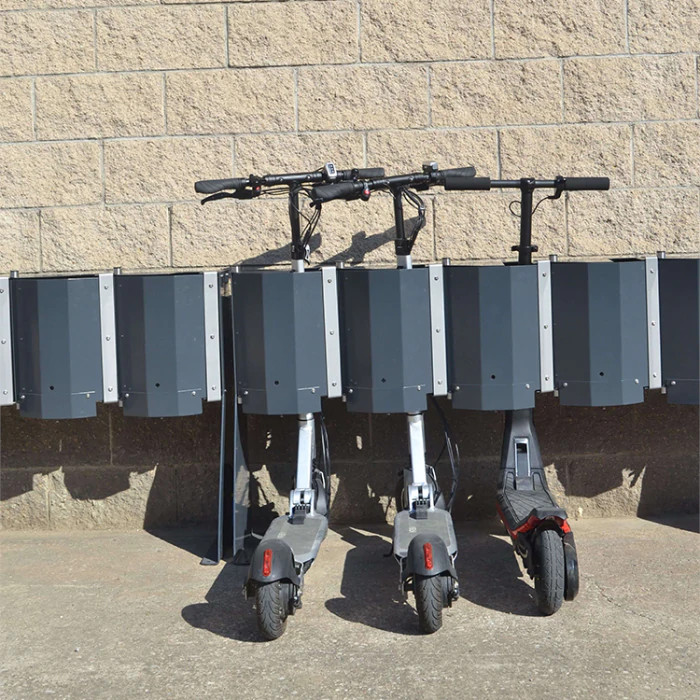 Abris et station de recharge pour trottinette